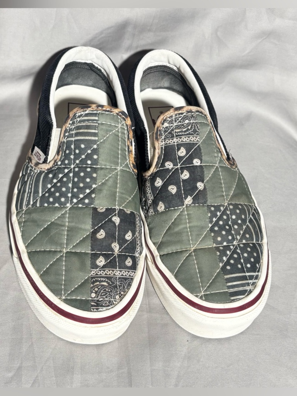 VANS Slip-ons Quilted/Patchwork Bandana and Leopard M6.0/W7.5